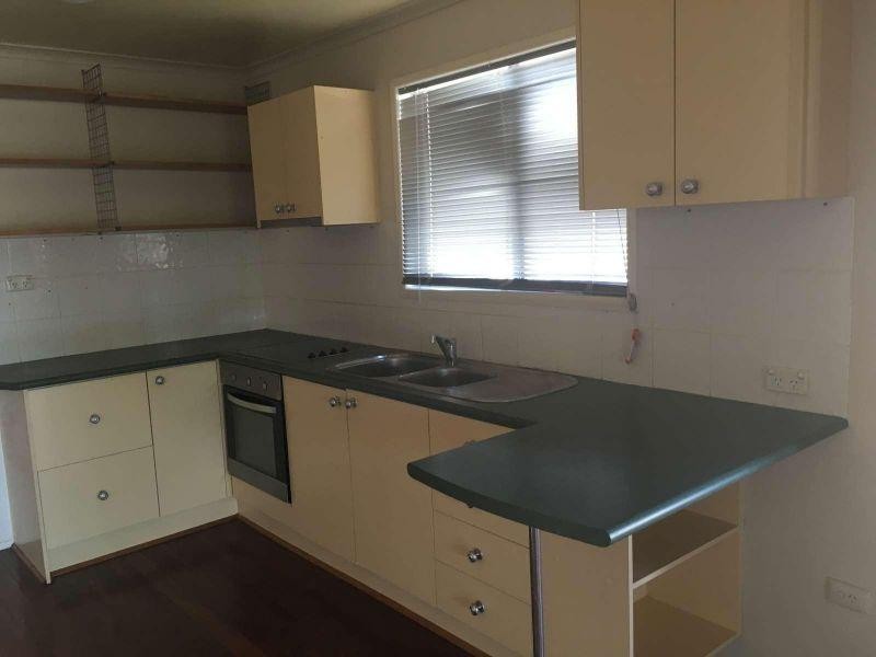 13 Percy Street, Southport QLD 4215