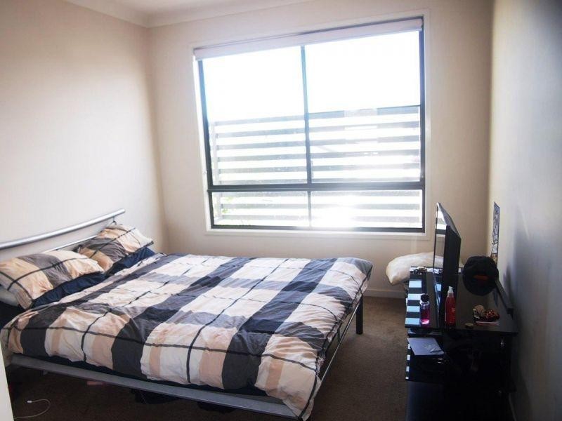 2/54 Azzurra Drive, Varsity Lakes QLD 4227