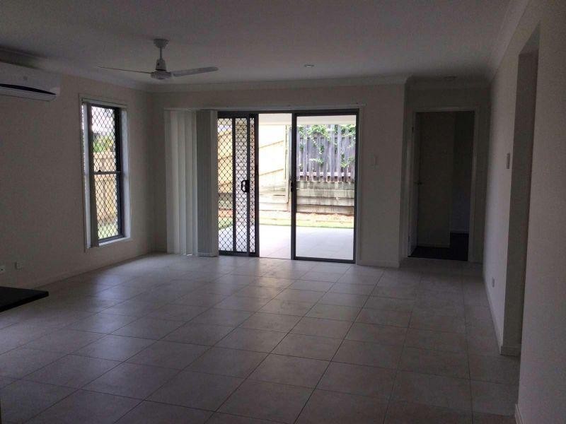 7 Mclachlan Circuit, Willow Vale QLD 4209