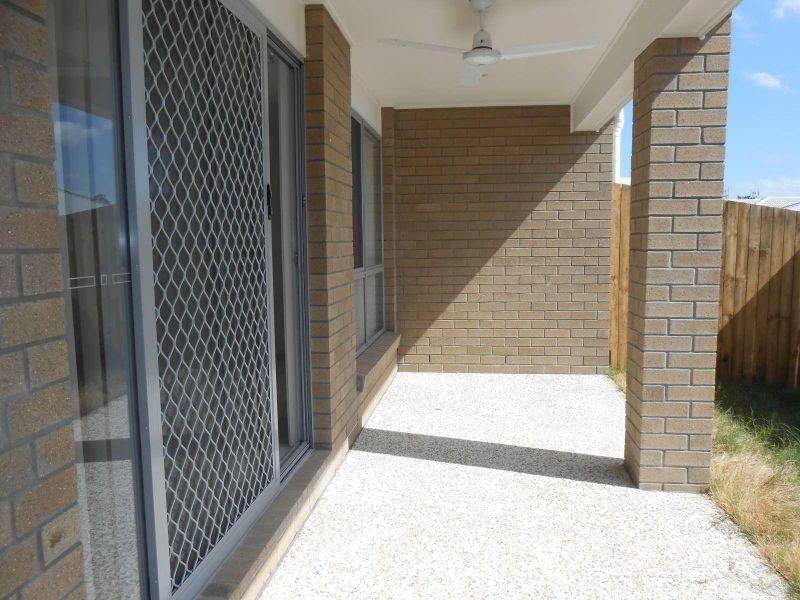 1/1 Justin Street, Pimpama QLD 4209