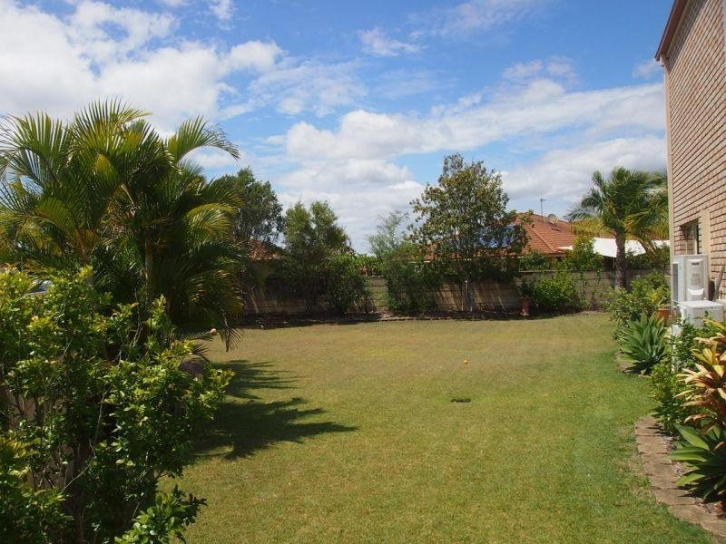 3 Tammy Court, Helensvale QLD 4212