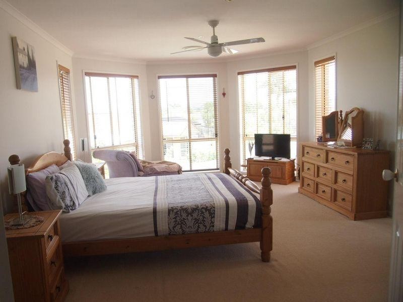 3 Tammy Court, Helensvale QLD 4212