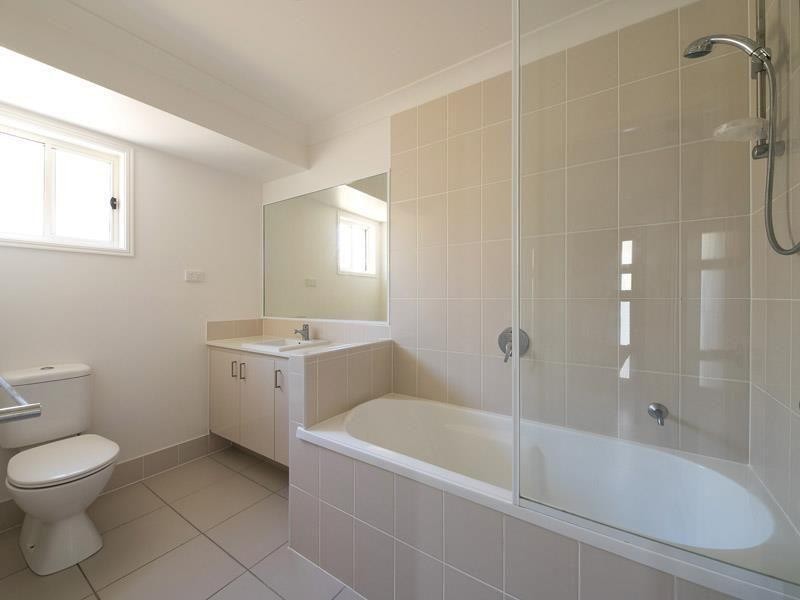 51 Damian Leeding Way, Upper Coomera QLD 4209