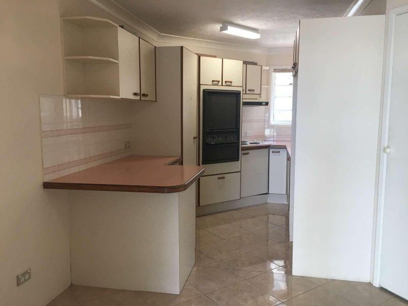 2/65 Old Burleigh Road, Surfers Paradise QLD 4217