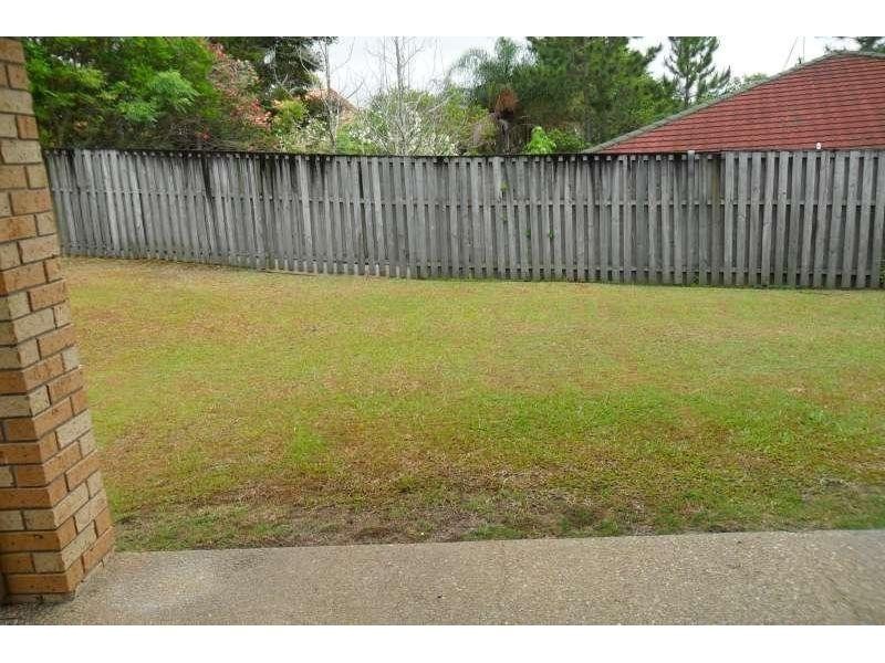 19 Pacific Pines Boulevard, Pacific Pines QLD 4211