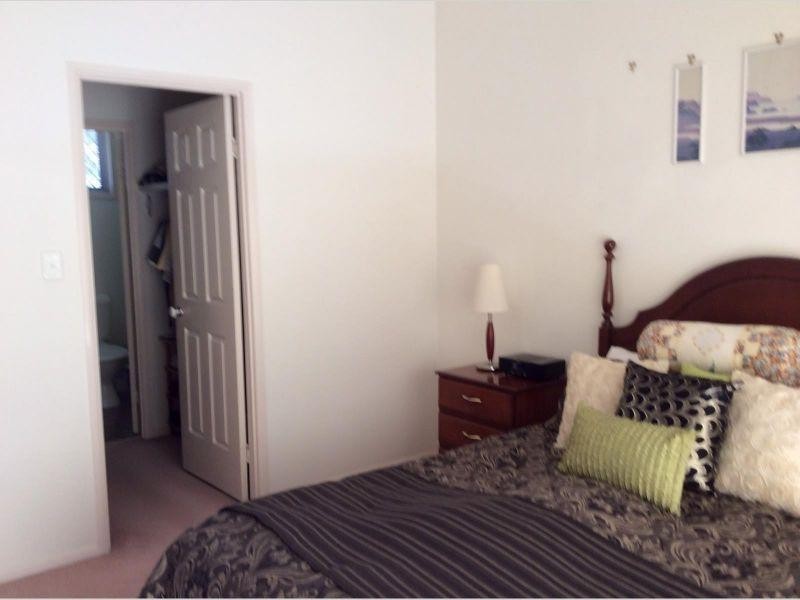 19 Pacific Pines Boulevard, Pacific Pines QLD 4211