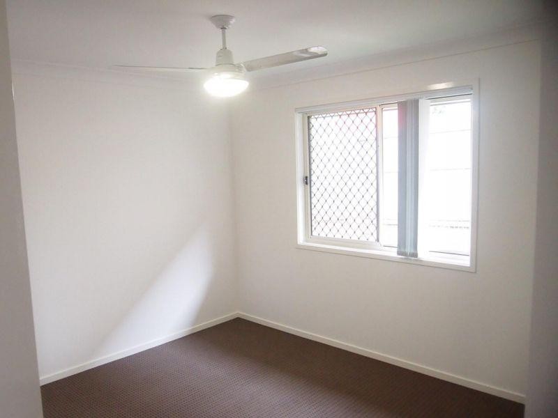 1 James Close, Ormeau QLD 4208