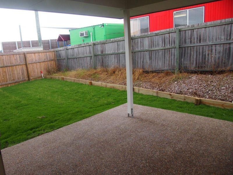 1 James Close, Ormeau QLD 4208