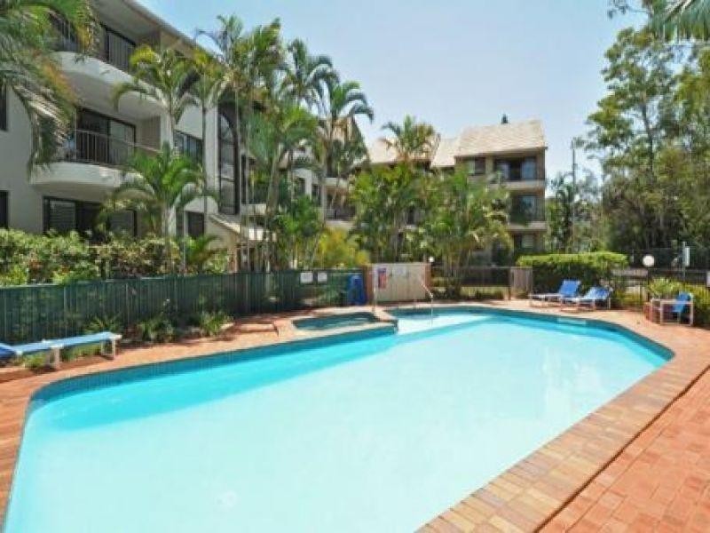 5/9 Bayview Street, Runaway Bay QLD 4216