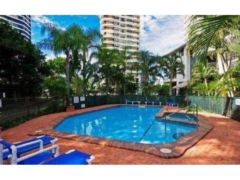 5/9 Bayview Street, Runaway Bay QLD 4216