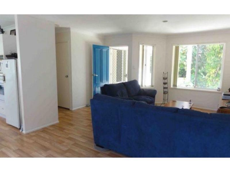 2/26 Killowill Avenue, Paradise Point QLD 4216