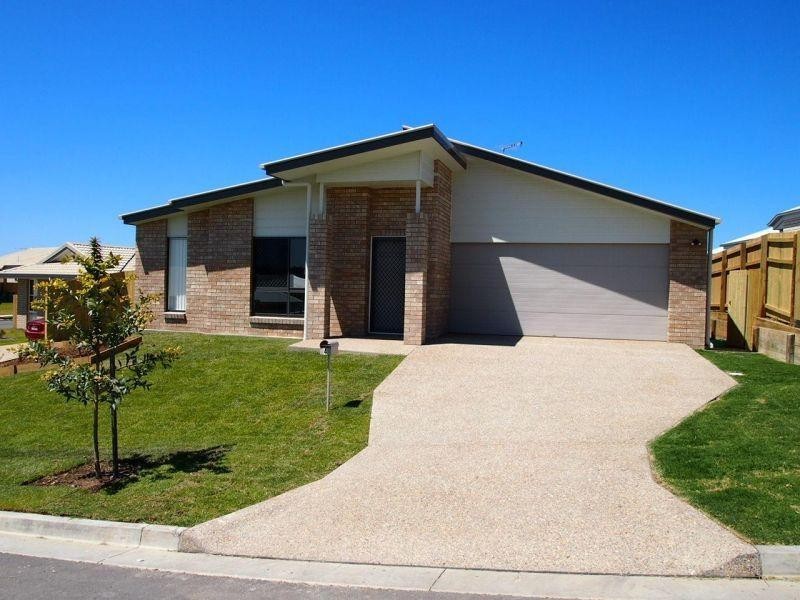 4 Paddy Circuit, Ormeau QLD 4208