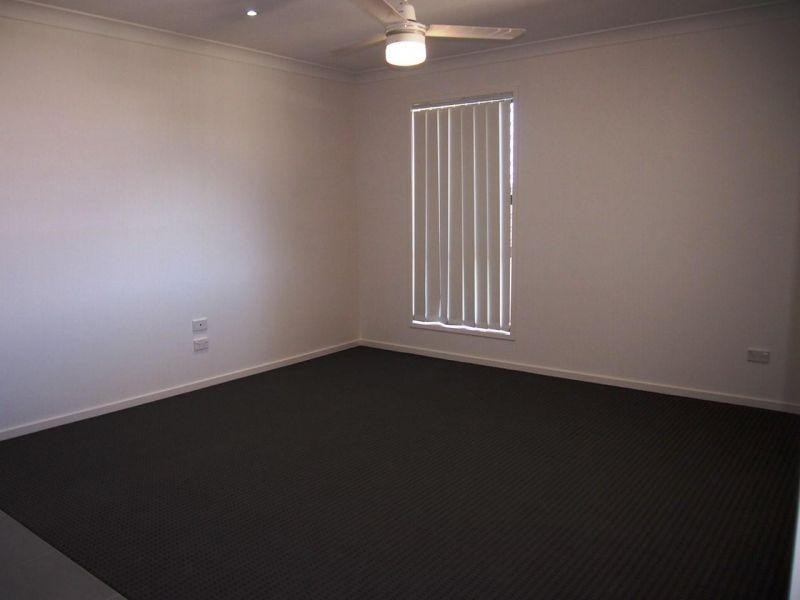 4 Paddy Circuit, Ormeau QLD 4208