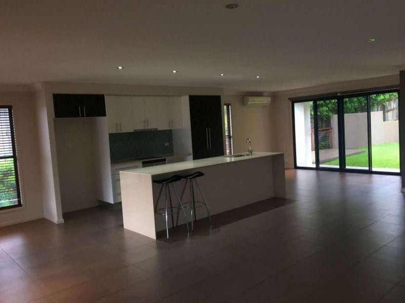 36 Sawtell Drive, Currumbin Waters QLD 4223