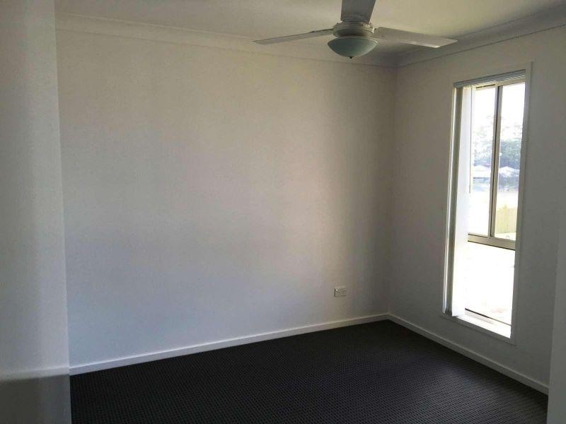 3 Rickard Close, Pimpama QLD 4209