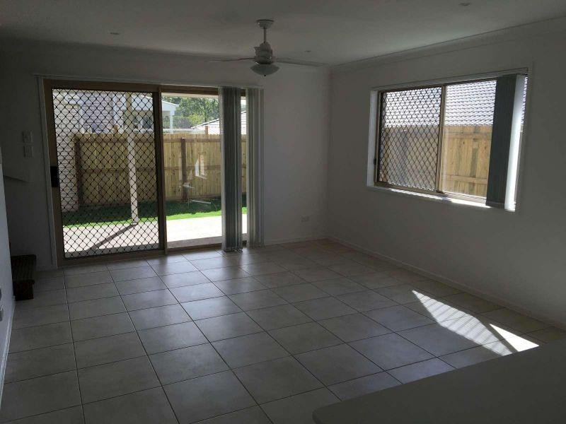 4 Rickard Close, Pimpama QLD 4209