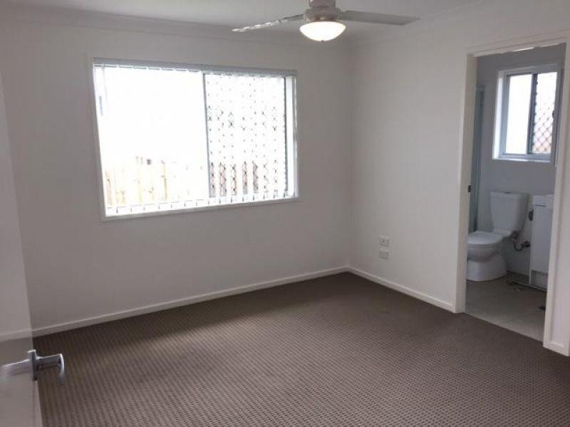 12 McVeigh Street, Pimpama QLD 4209