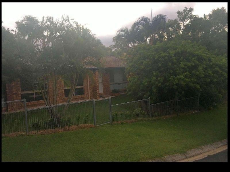 18 Goodman Close, Highland Park QLD 4211