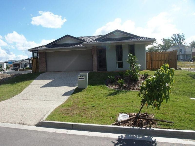 15 Flora Terrace, Pimpama QLD 4209