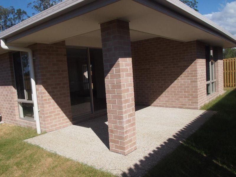 15 Flora Terrace, Pimpama QLD 4209