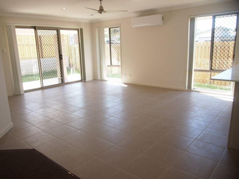 15 Flora Terrace, Pimpama QLD 4209