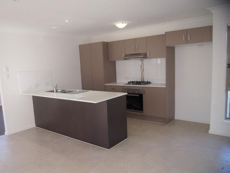 16 Matas Drive, Pimpama QLD 4209