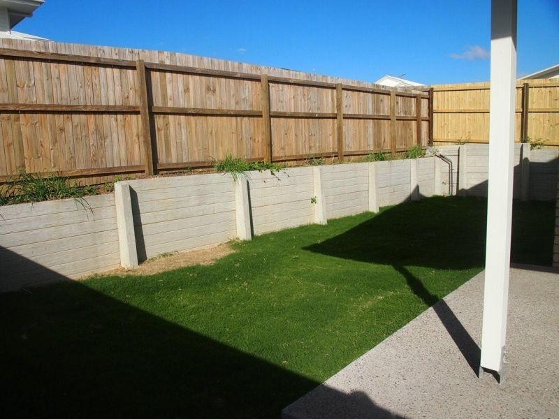 16 Matas Drive, Pimpama QLD 4209