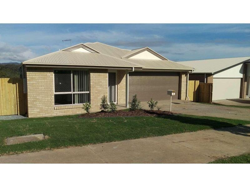 3 Steven Crescent, Pimpama QLD 4209