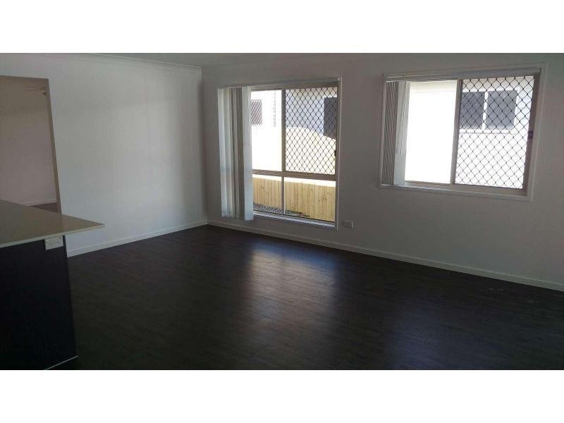 3 Steven Crescent, Pimpama QLD 4209