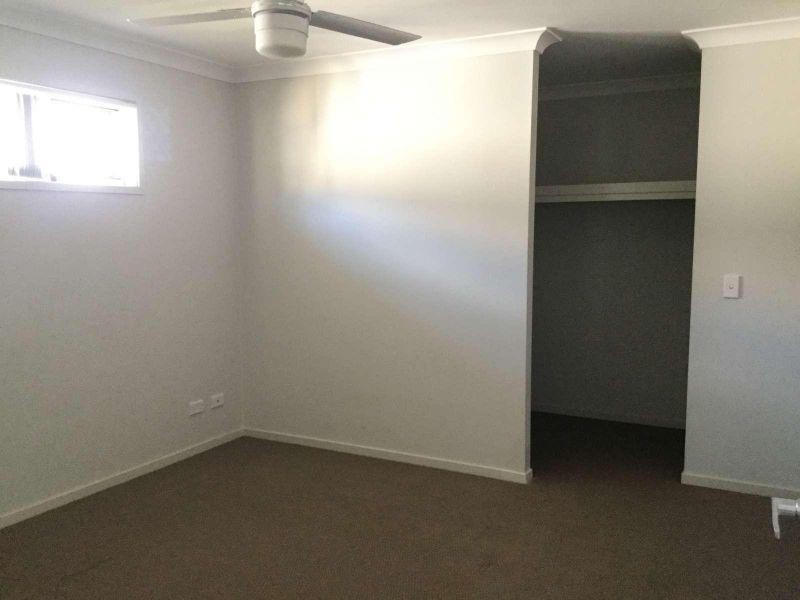 2/7 Copper Parade, Pimpama QLD 4209