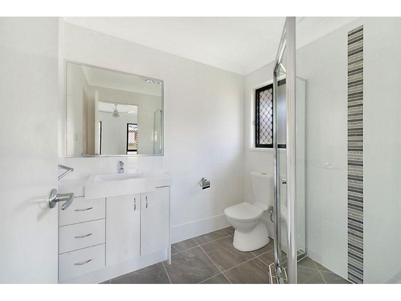 10 Perger Street, Pimpama QLD 4209