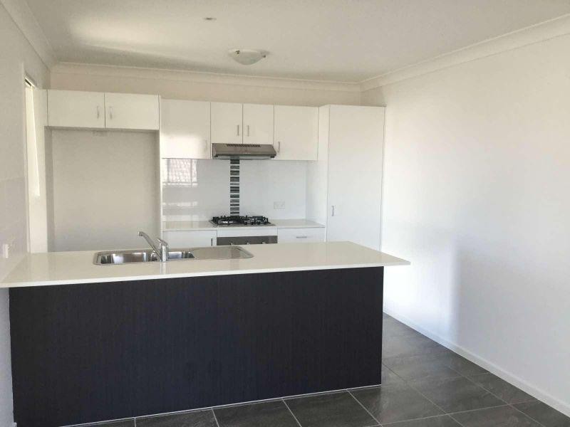 10 Perger Street, Pimpama QLD 4209