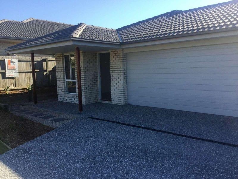 1/13 Milly Circuit, Ormeau QLD 4208