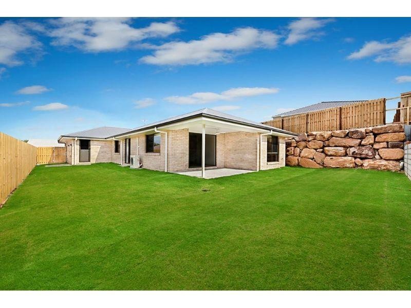 25 Flora Terrace, Pimpama QLD 4209