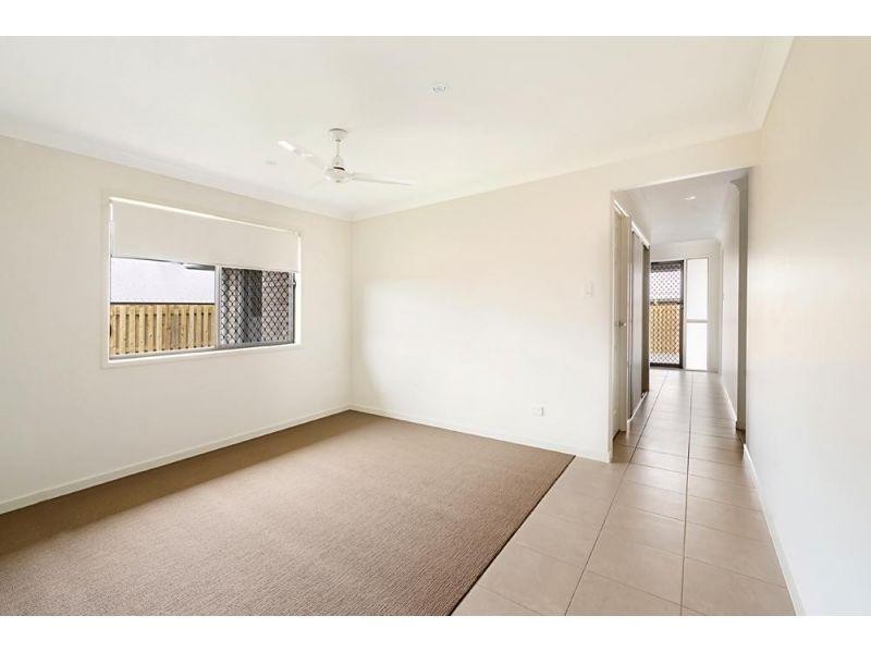 25 Flora Terrace, Pimpama QLD 4209