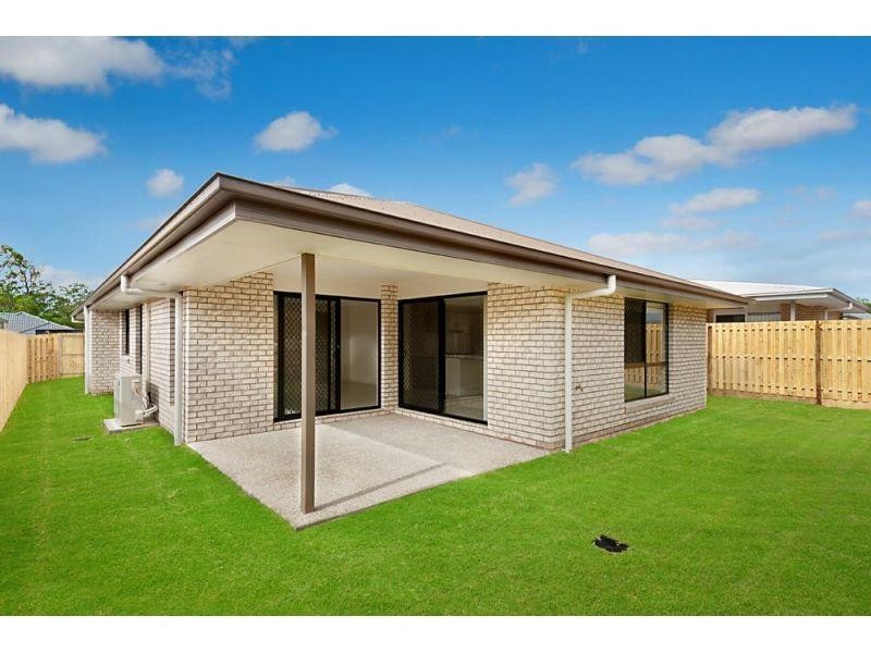 37 Flora Terrace, Pimpama QLD 4209