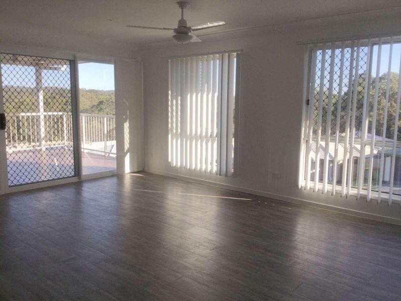1 Steven Crescent, Pimpama QLD 4209