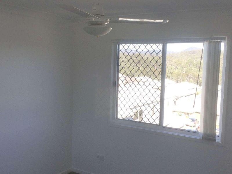 1 Steven Crescent, Pimpama QLD 4209
