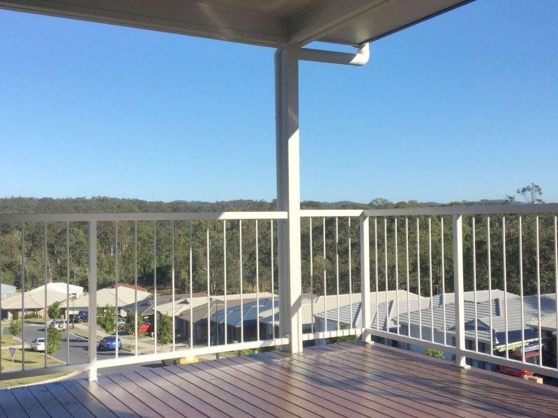 1 Steven Crescent, Pimpama QLD 4209