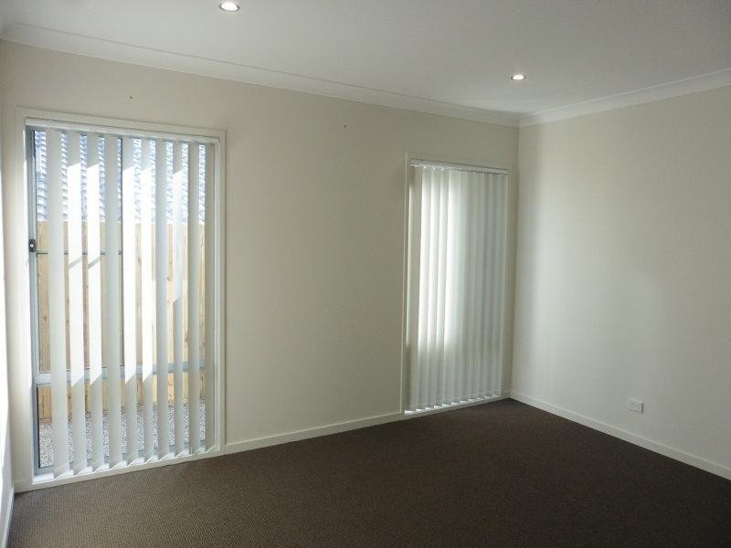 33 Essington Mews, Leichhardt QLD 4305