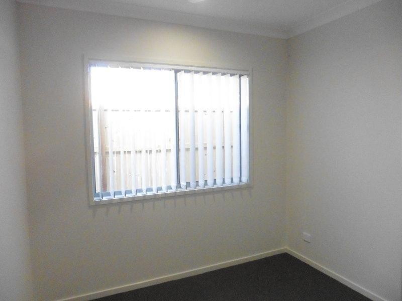 33 Essington Mews, Leichhardt QLD 4305