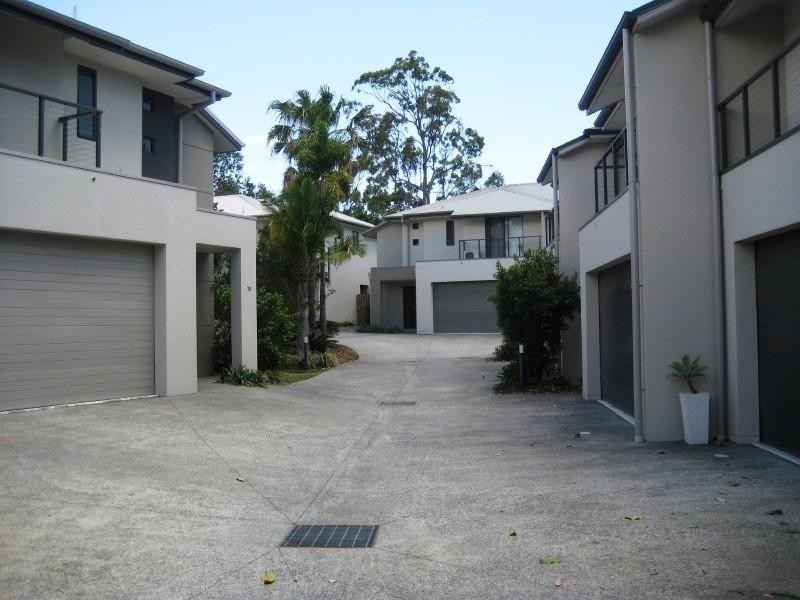 9/73-75 Benowa Road, Southport QLD 4215