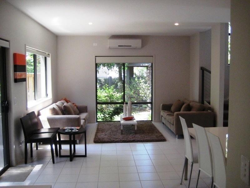 9/73-75 Benowa Road, Southport QLD 4215