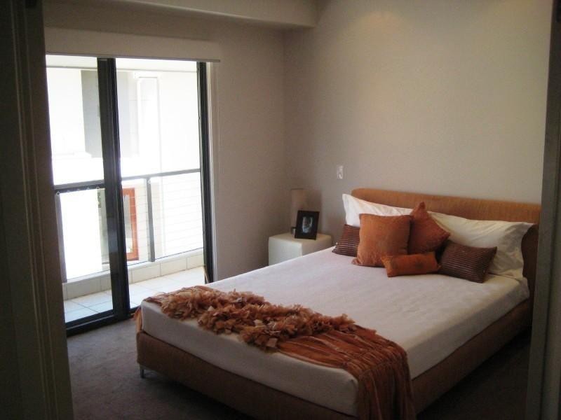 9/73-75 Benowa Road, Southport QLD 4215