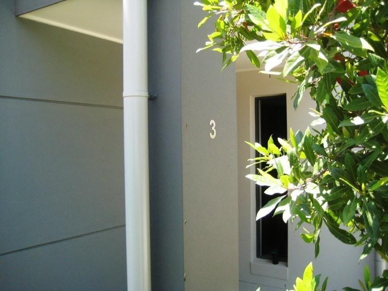 9/73-75 Benowa Road, Southport QLD 4215