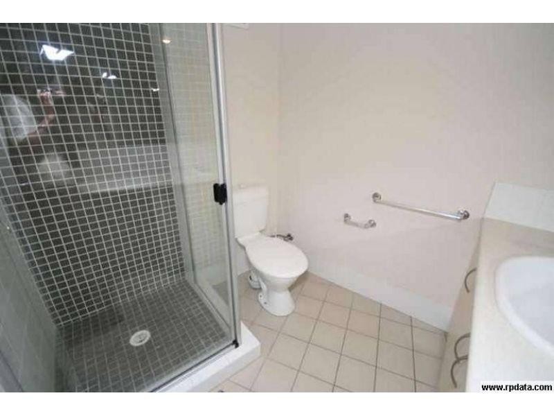 608/25 Lake Orr Drive, Robina QLD 4226