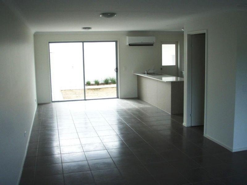 7/1 Christopher Street, Pimpama QLD 4209