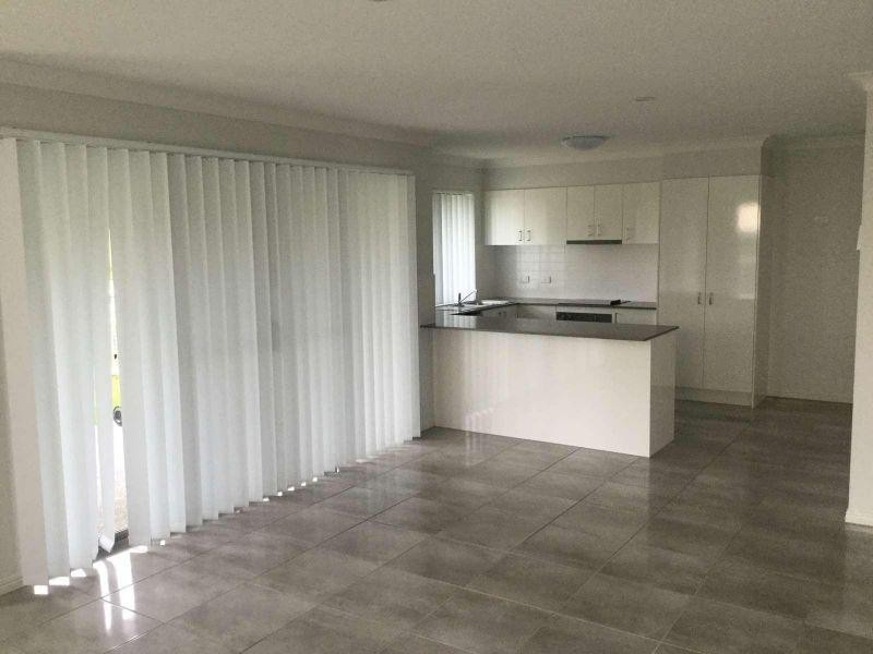 9 Damian Leeding Way, Upper Coomera QLD 4209