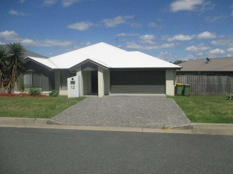 12 Kaplan Street, Oxenford QLD 4210