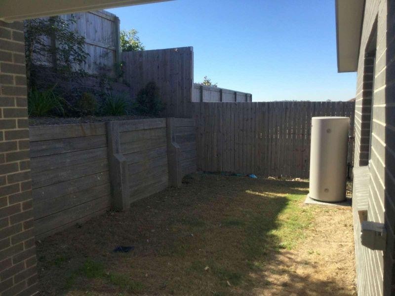 52 Damian Leeding Way, Upper Coomera QLD 4209